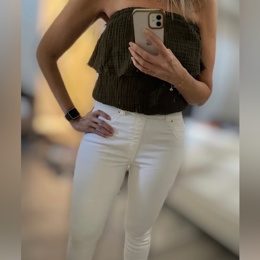 New! SPANX White Ankle Skinny Jeans
